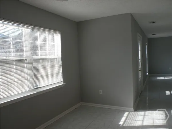 $2,500 | 160 Lions Gate Road, Savannah, GA 31419