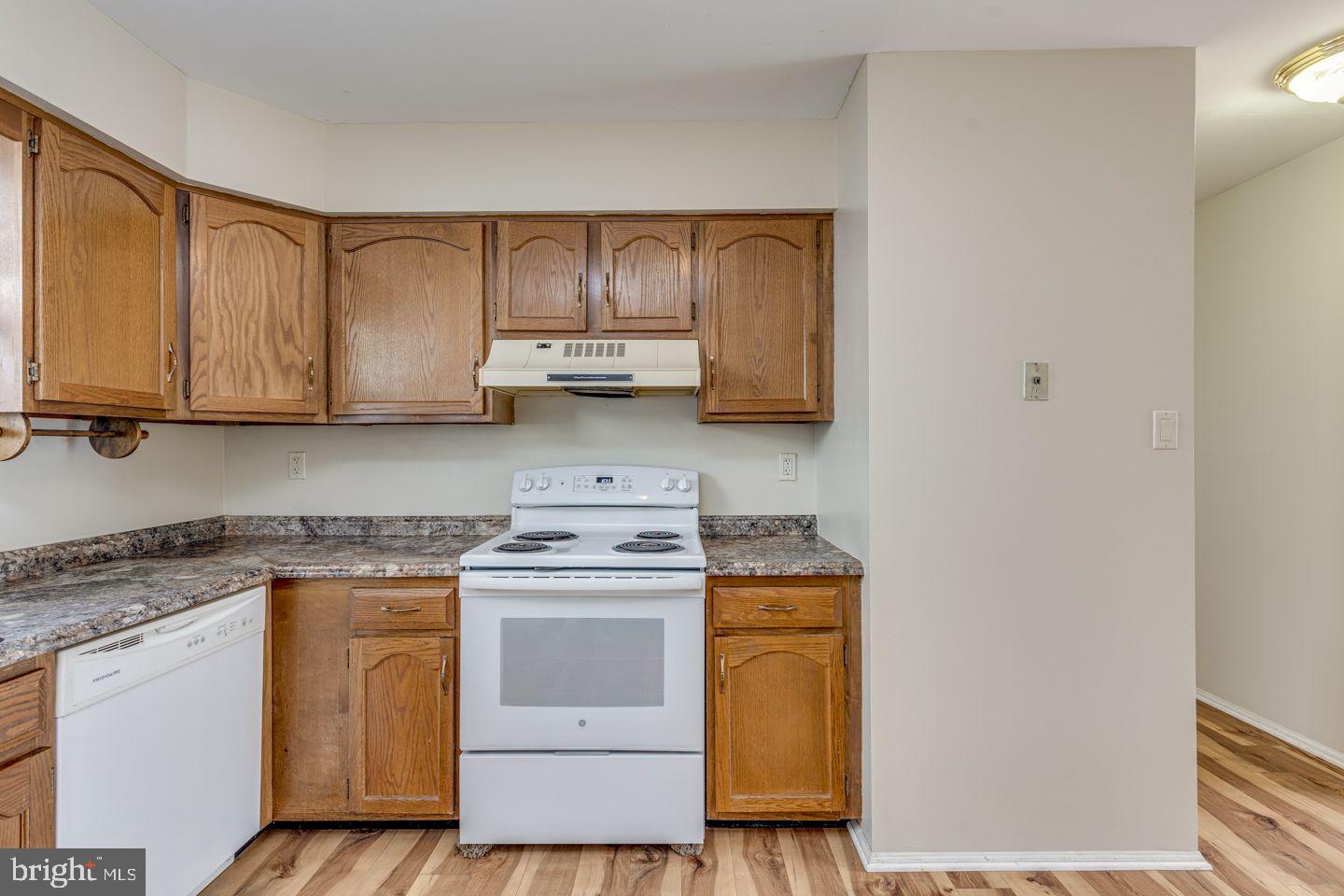 61 Eddystone Way Mount Laurel, NJ 08054 - Photo 11 of 35