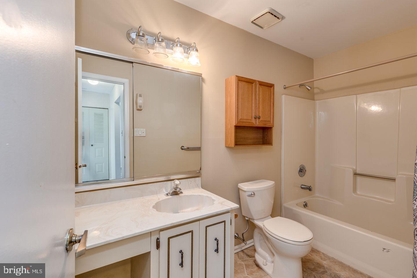 61 Eddystone Way Mount Laurel, NJ 08054 - Photo 21 of 35