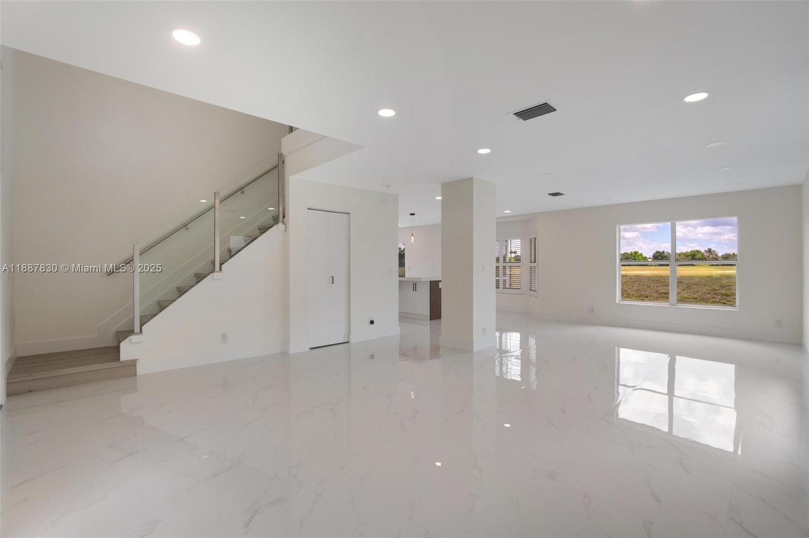 10728 Oak Lake Way Boca Raton, FL 33498 - Photo 3 of 33 Gallery Image 3