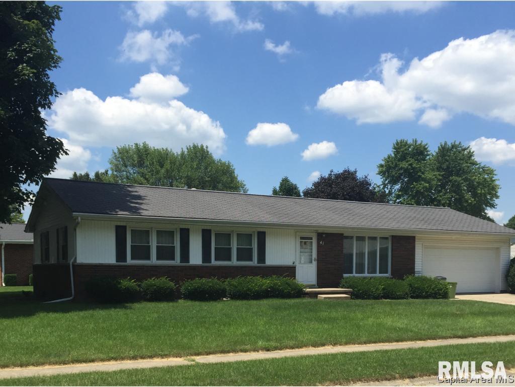 41 Squires Road Springfield, IL 62704 - Photo 1 of 1