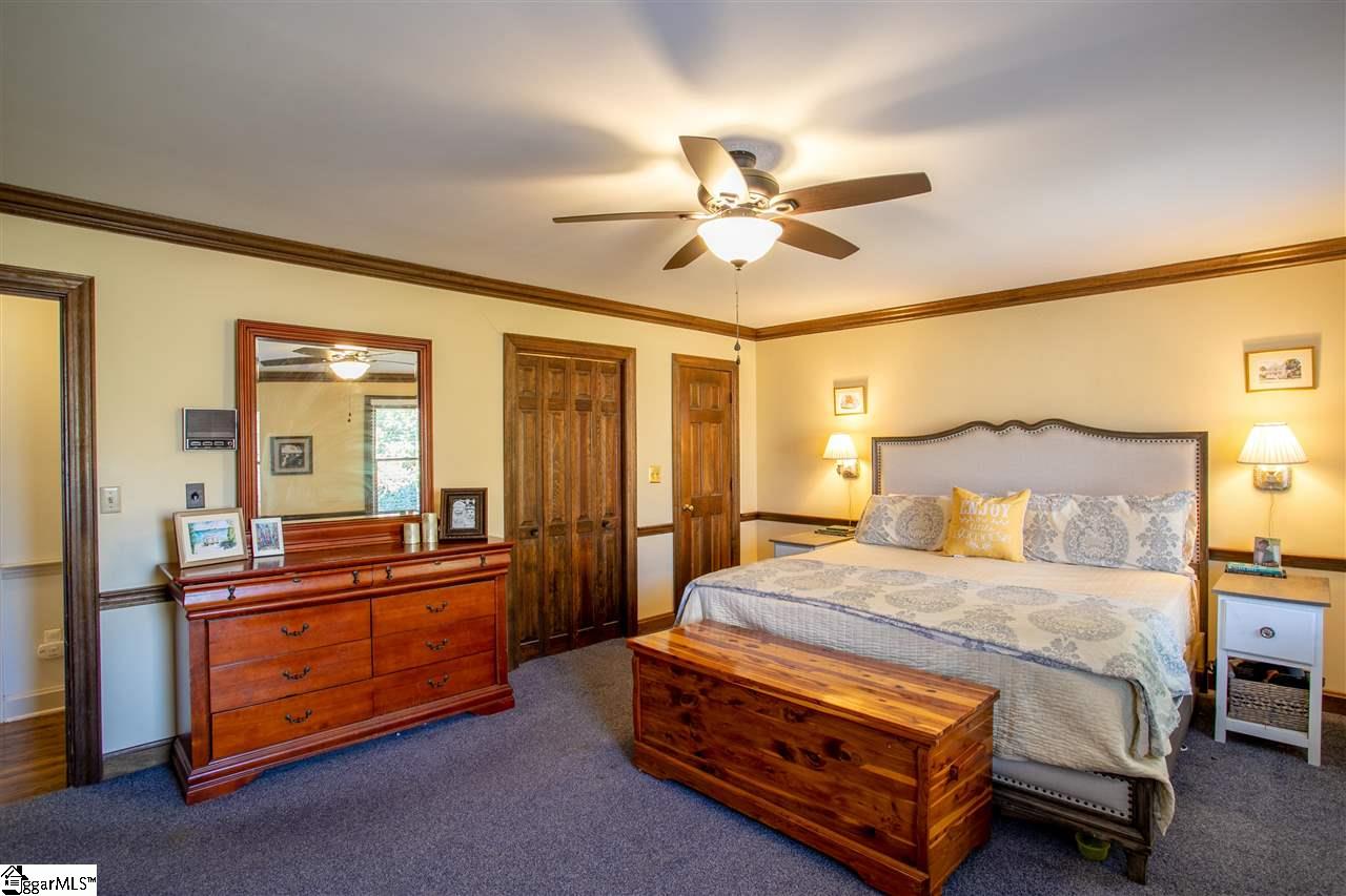 201 East Round Hill Road Greenville, SC 29617 - Photo 16 of 34 Gallery Image 16