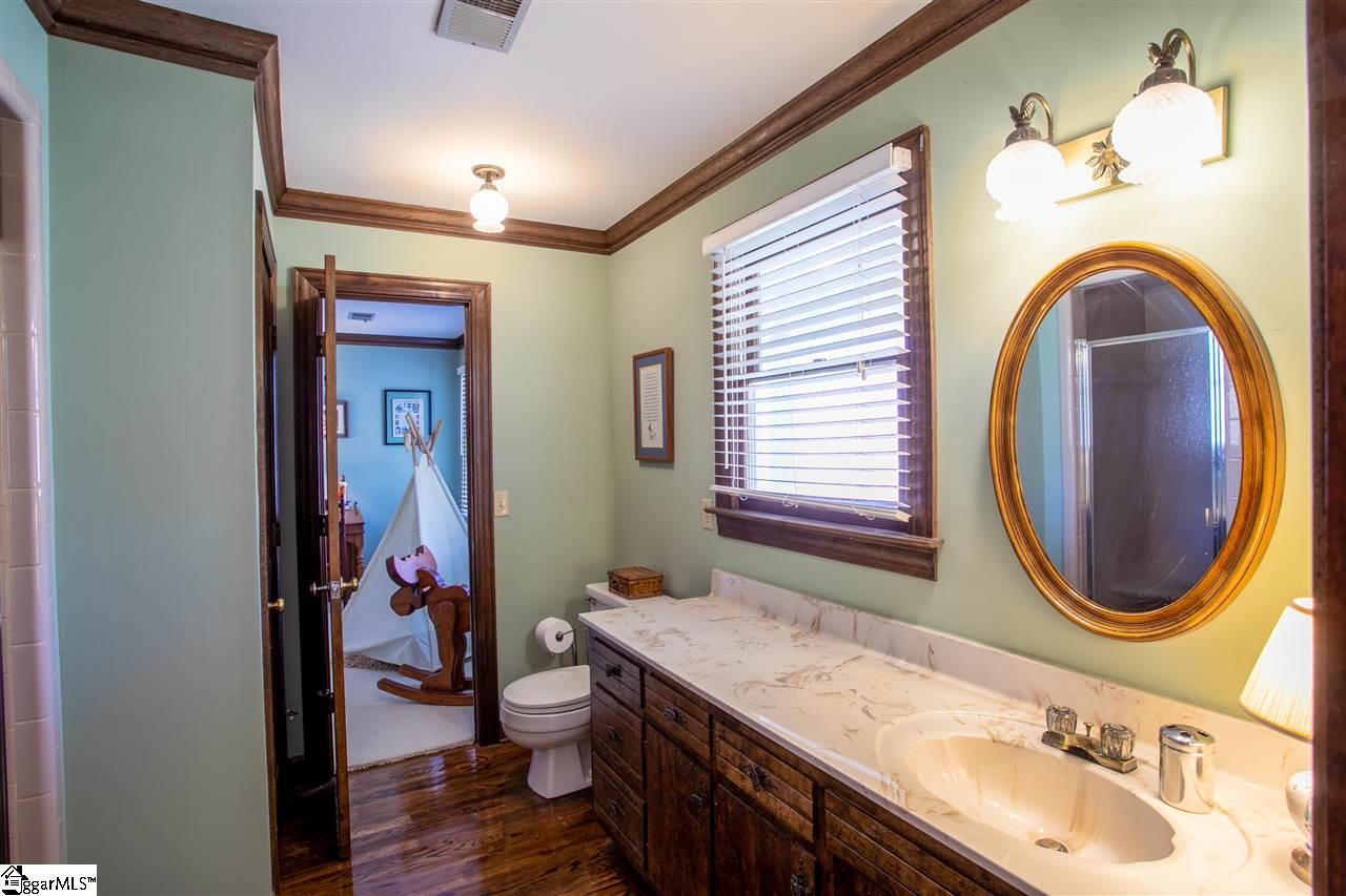 201 East Round Hill Road Greenville, SC 29617 - Photo 26 of 34 Gallery Image 26