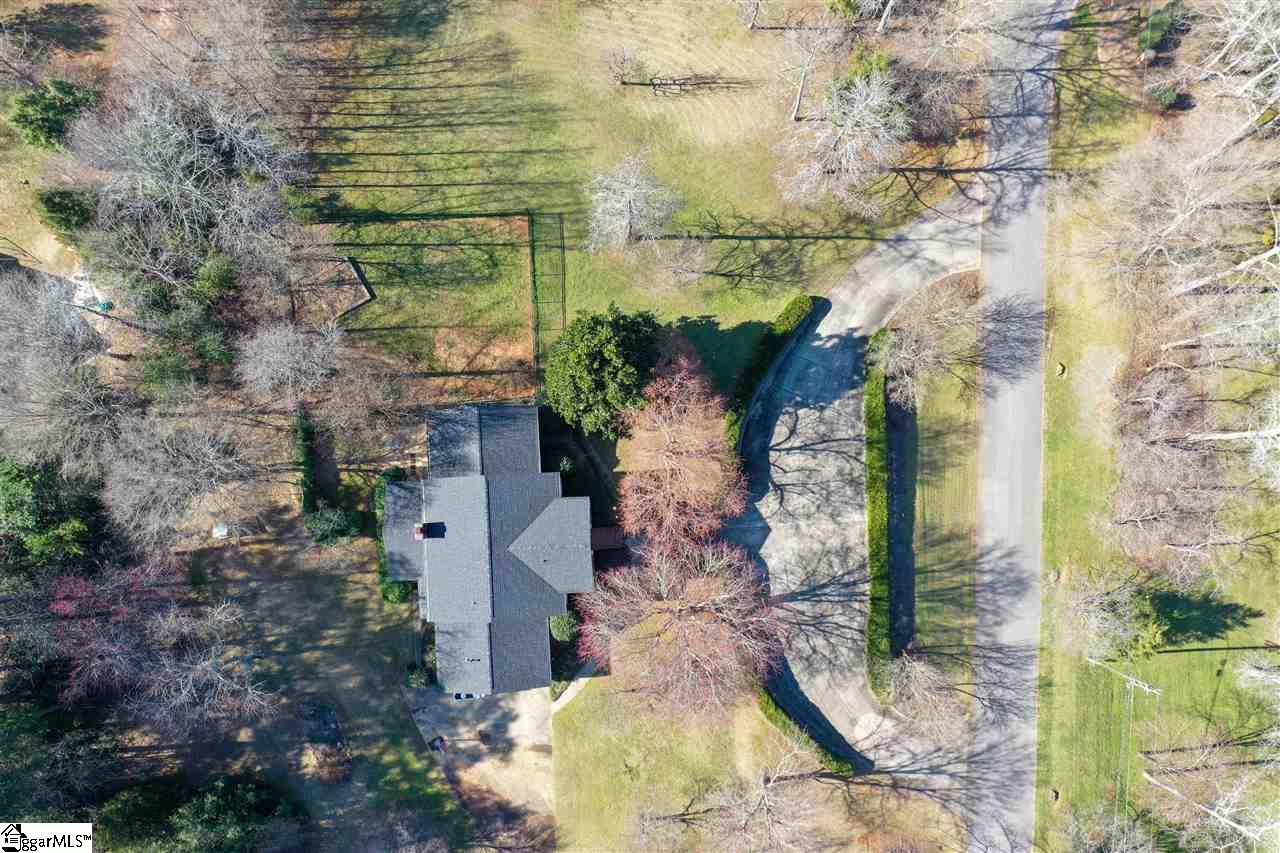 201 East Round Hill Road Greenville, SC 29617 - Photo 34 of 34 Gallery Image 34