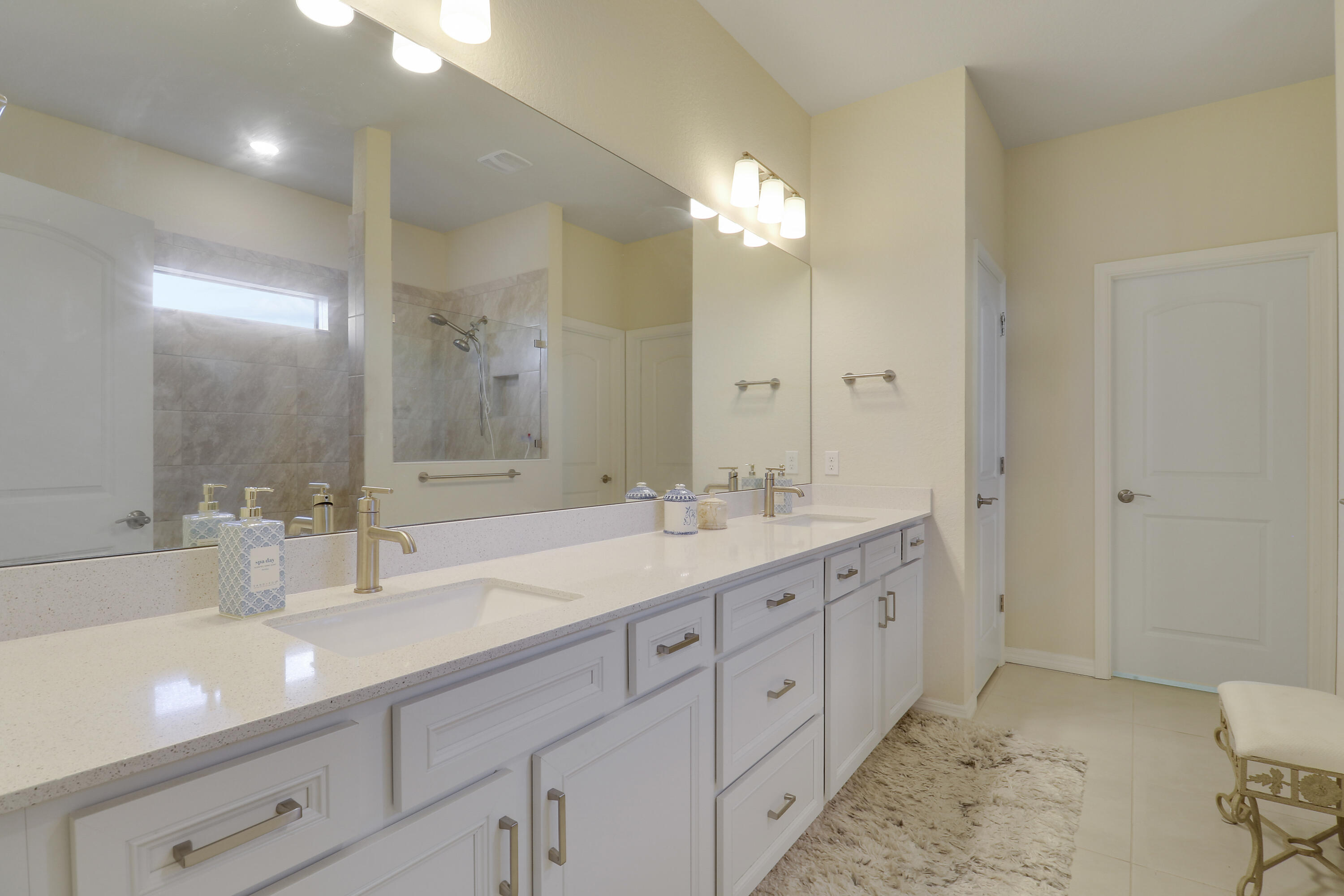 4795 Chantilly Road Wellington, FL 33467 - Photo 19 of 34 Master Bathroom