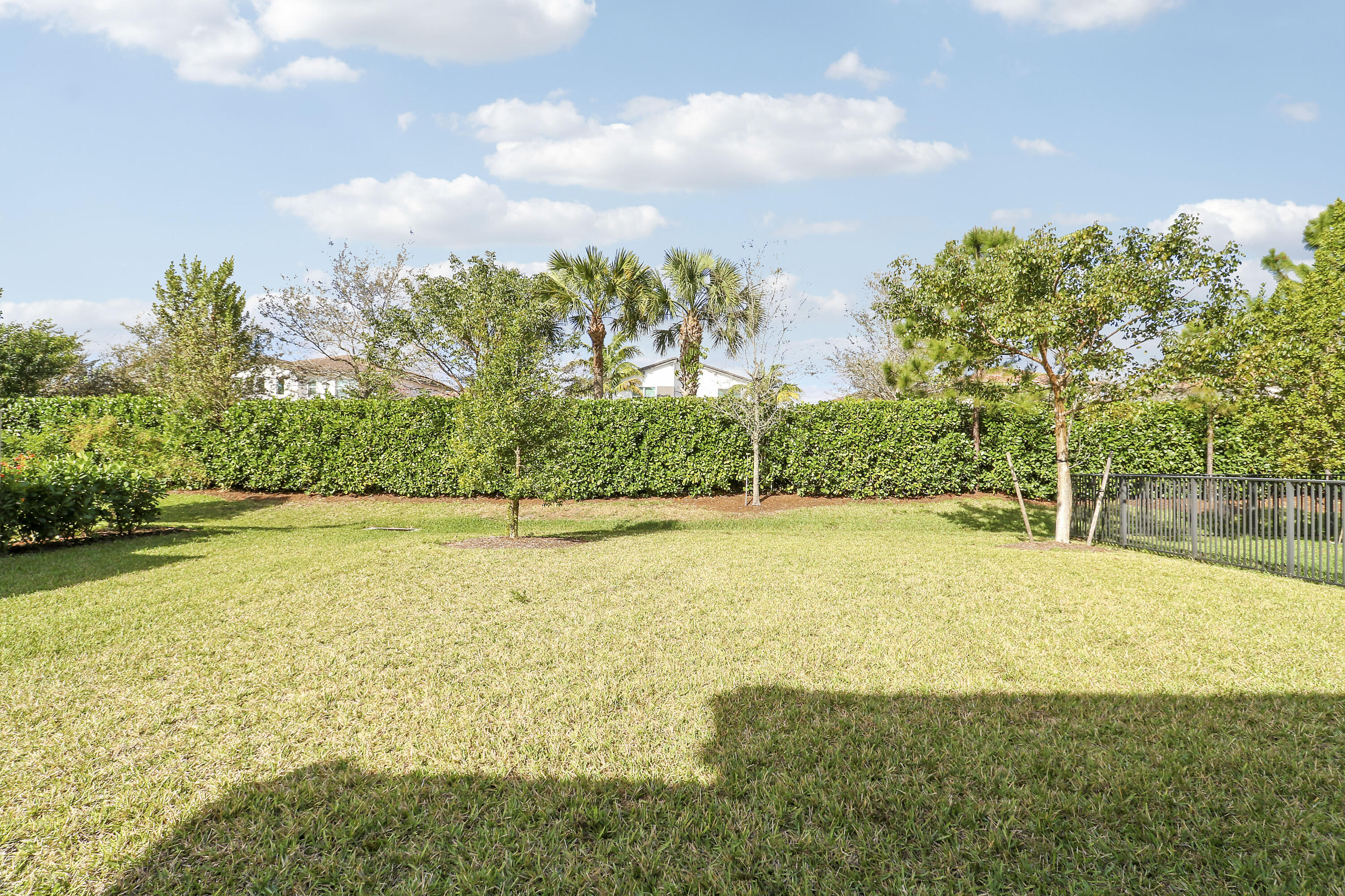 4795 Chantilly Road Wellington, FL 33467 - Photo 30 of 34 Backyard