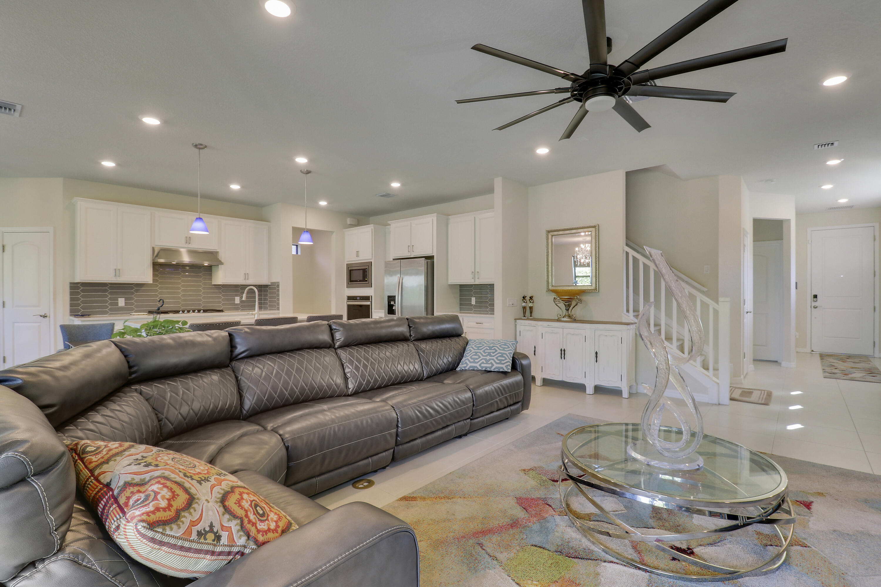 4795 Chantilly Road Wellington, FL 33467 - Photo 9 of 34 Living Room