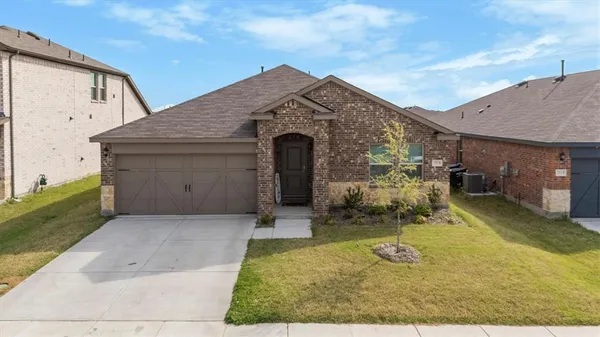 $2,000 | 2518 Rockridge Drive, Crandall, TX 75114