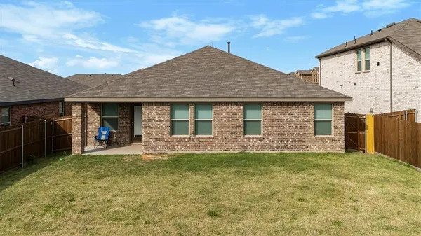 $2,000 | 2518 Rockridge Drive, Crandall, TX 75114