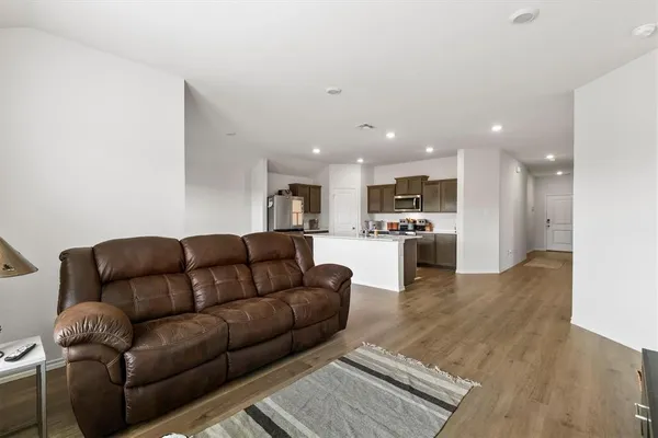 $2,000 | 2518 Rockridge Drive, Crandall, TX 75114