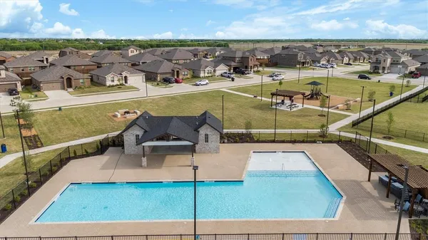 $2,000 | 2518 Rockridge Drive, Crandall, TX 75114
