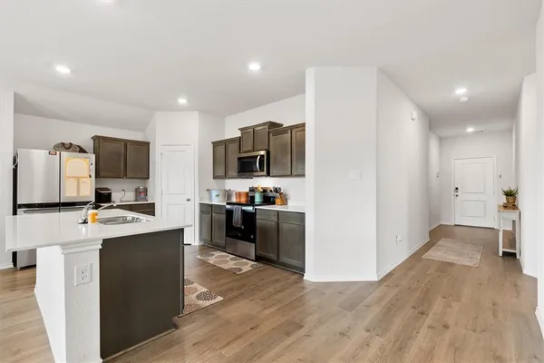 $2,000 | 2518 Rockridge Drive, Crandall, TX 75114