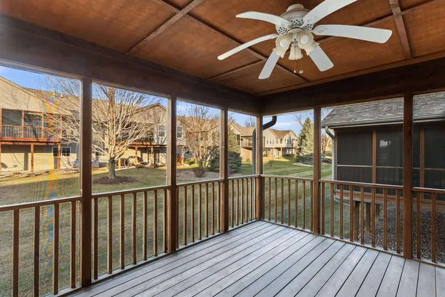 $399,000 | 5040 55th Avenue, Bettendorf, IA 52722