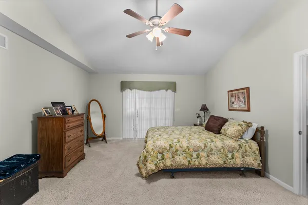 $369,000 | 5040 55th Avenue, Bettendorf, IA 52722