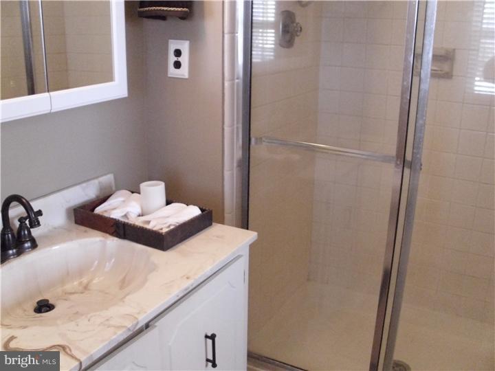 4 Midwood Road Evesham, NJ 08053 - Photo 18 of 19 Master Bathroom