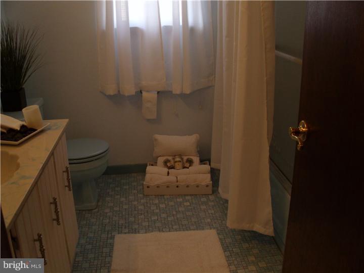 4 Midwood Road Evesham, NJ 08053 - Photo 19 of 19 Bathroom