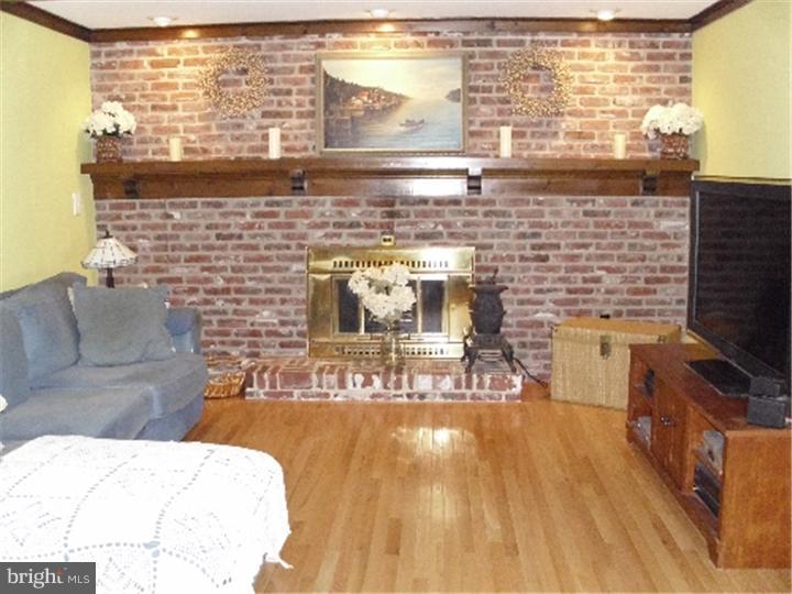 4 Midwood Road Evesham, NJ 08053 - Photo 7 of 19 Fireplace