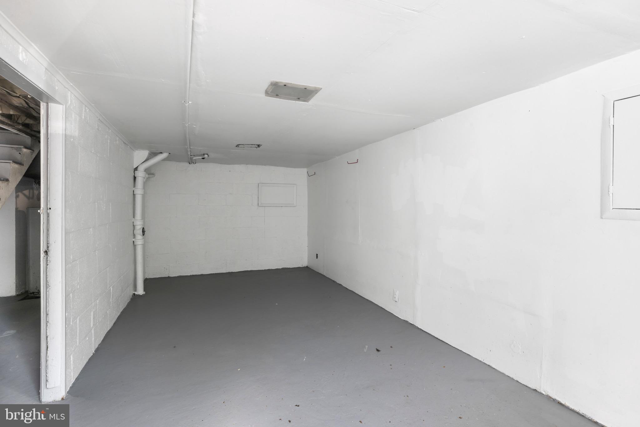 1057 South Merrimac Road Camden, NJ 08104 - Photo 11 of 15 Gallery Image 11