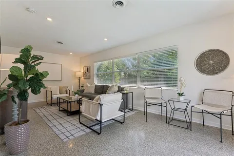 $420,000 | 1512 Overlake Avenue, Orlando, FL 32806