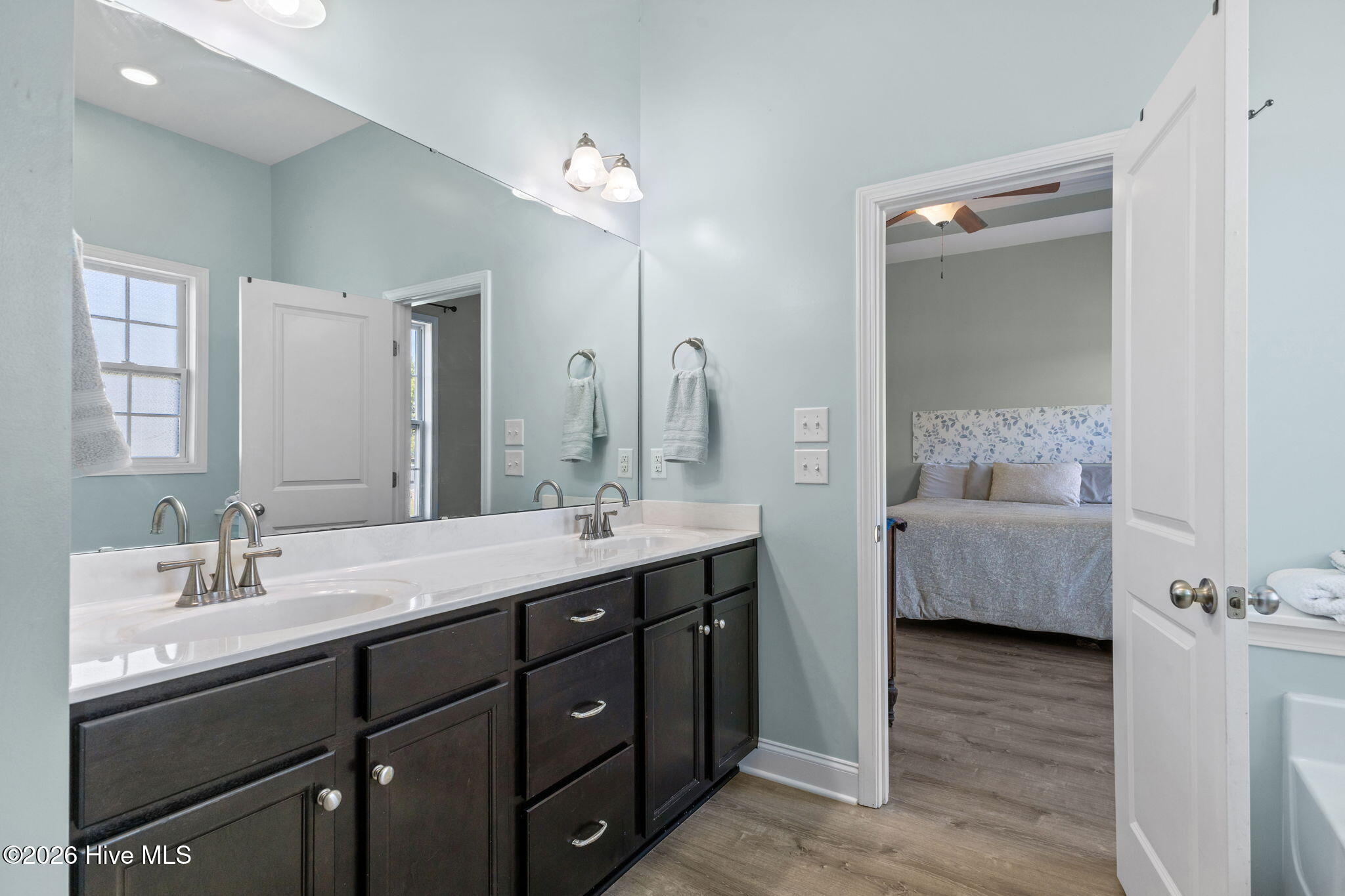 205 Mango Place South Hubert, NC 28539 - Photo 15 of 31 Primary Bath