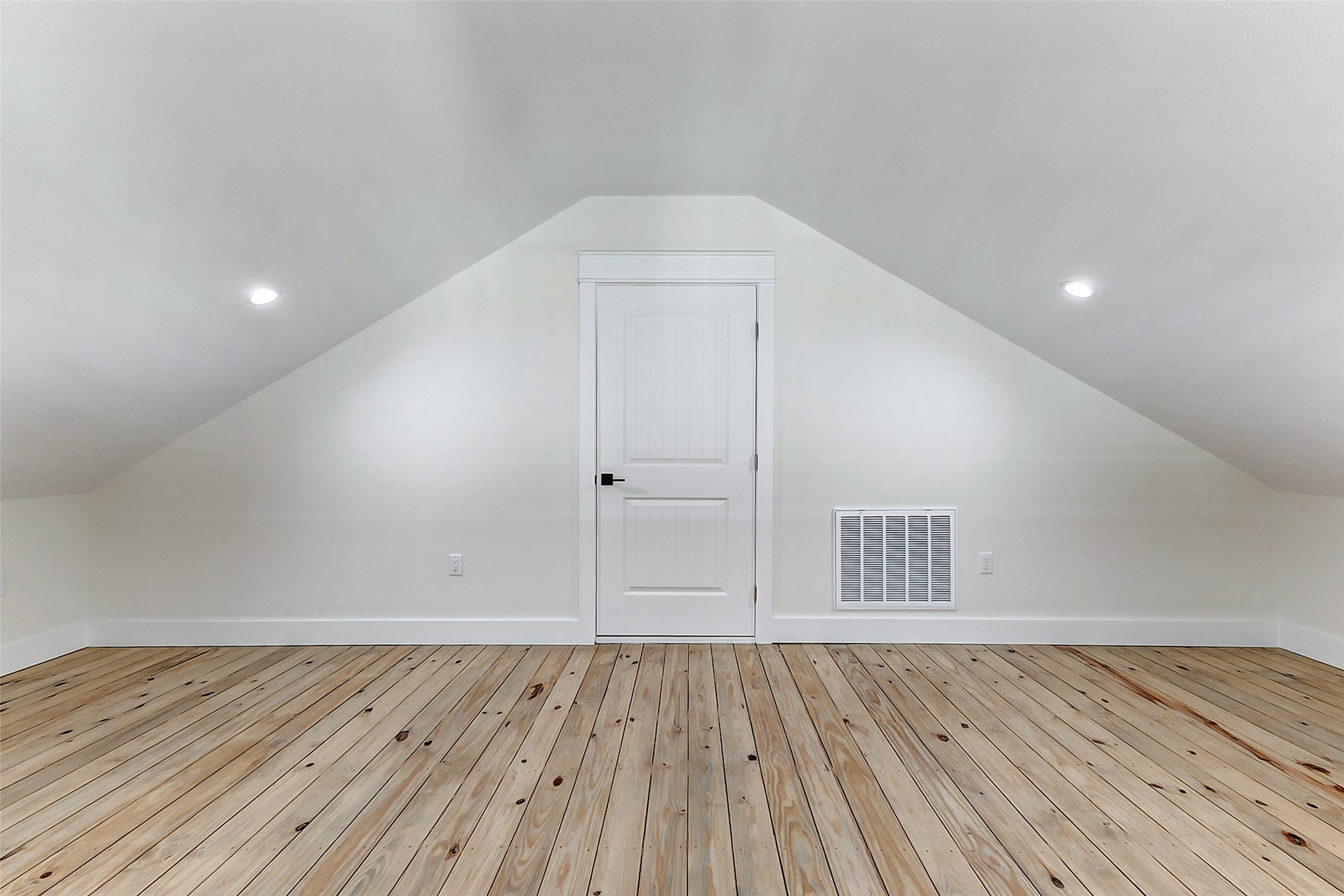 1395 Keith Avenue Port Bolivar, TX 77617 - Photo 38 of 38 an empty room with wooden floor and windows