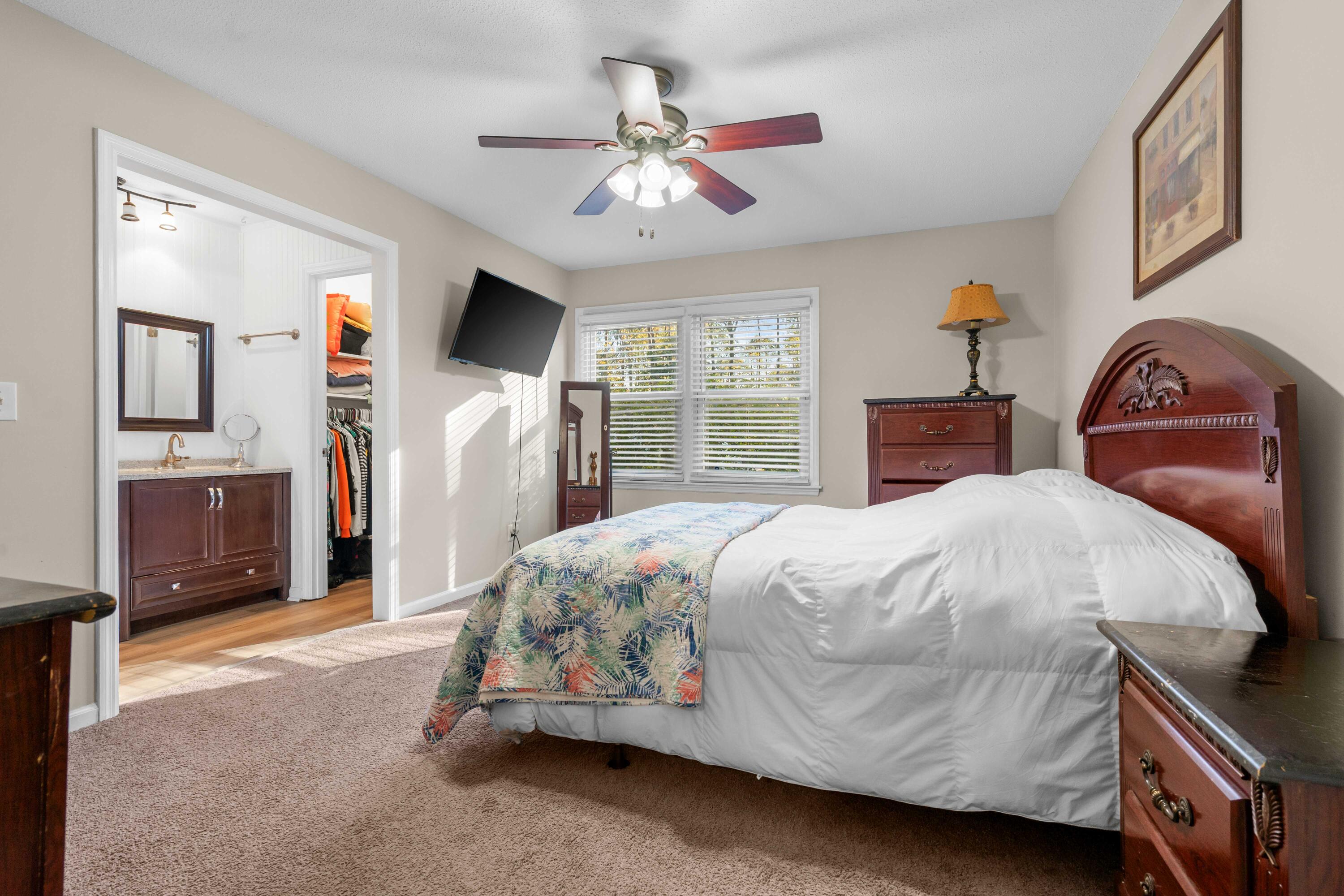 111 Sandtrap Road Summerville, SC 29483 - Photo 14 of 27 DSC02258