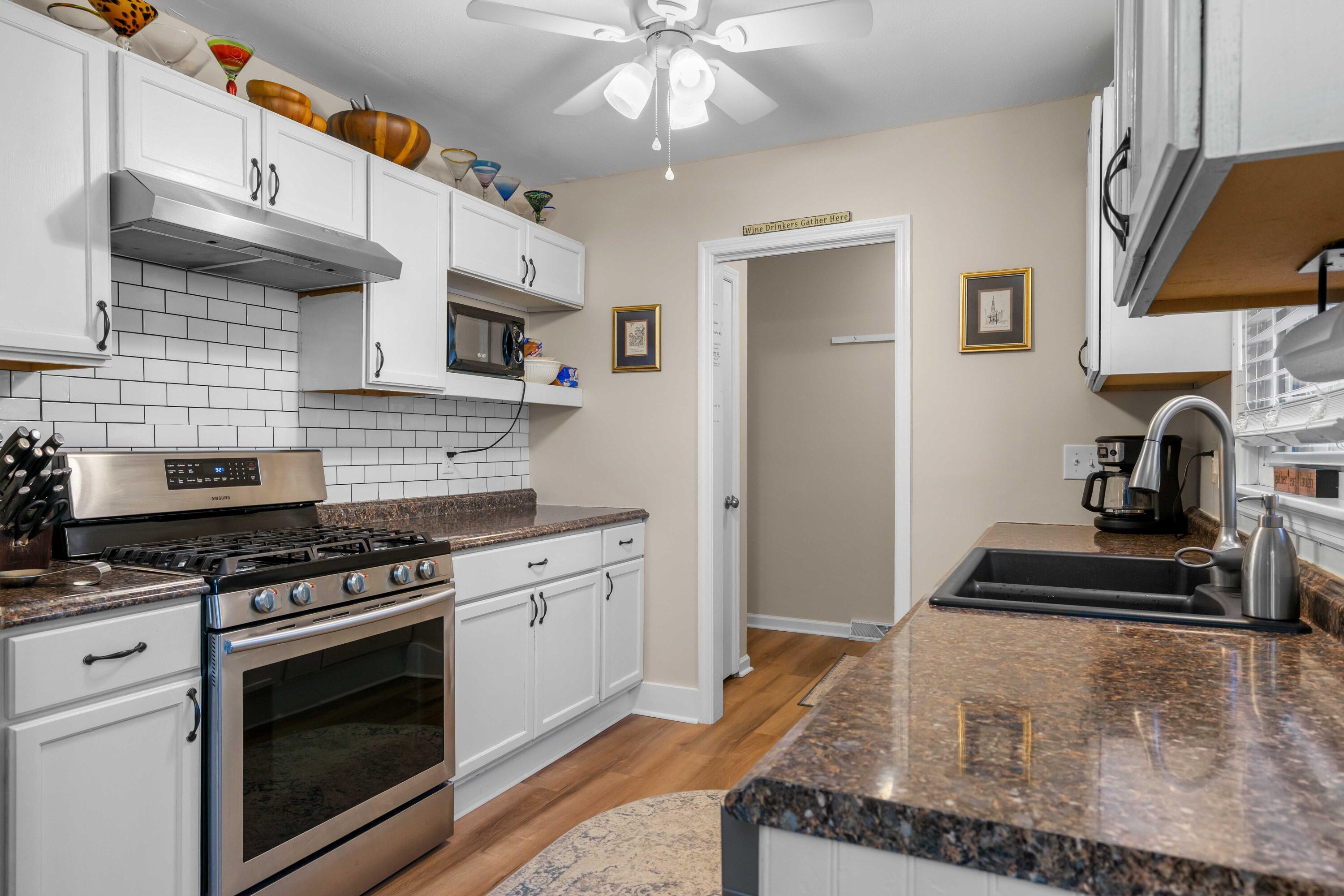 111 Sandtrap Road Summerville, SC 29483 - Photo 10 of 27 DSC02210