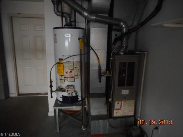 389 Sunset Ridge Lane Lexington, NC 27295 - Photo 14 of 14 Basement Garage Side Two