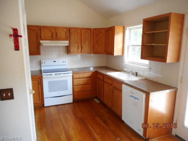 389 Sunset Ridge Lane Lexington, NC 27295 - Photo 5 of 14 Kitchen