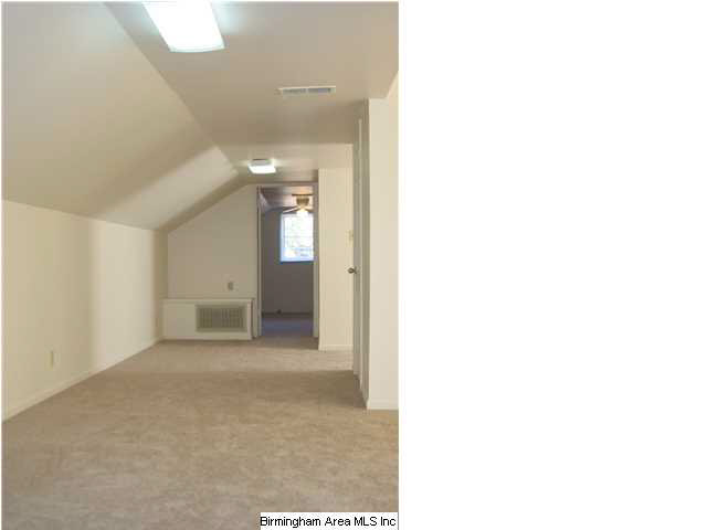 809 Spring Lake Circle Birmingham, AL 35217 - Photo 26 of 32