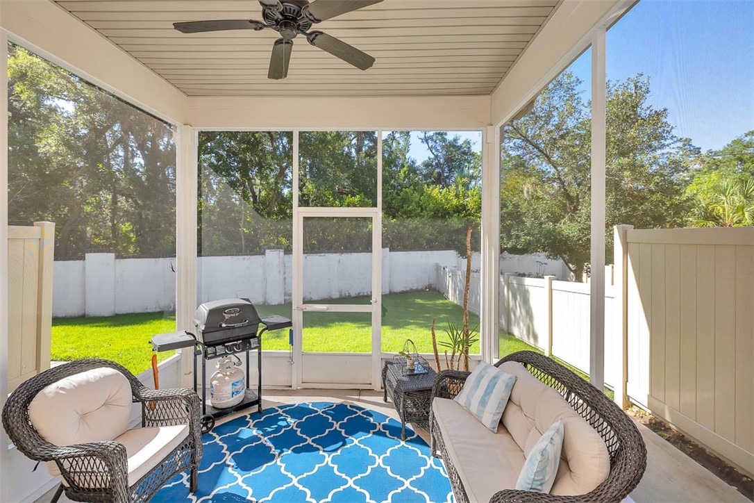 303 Mariners Circle St. Simons Island, GA 31522 - Photo 4 of 29