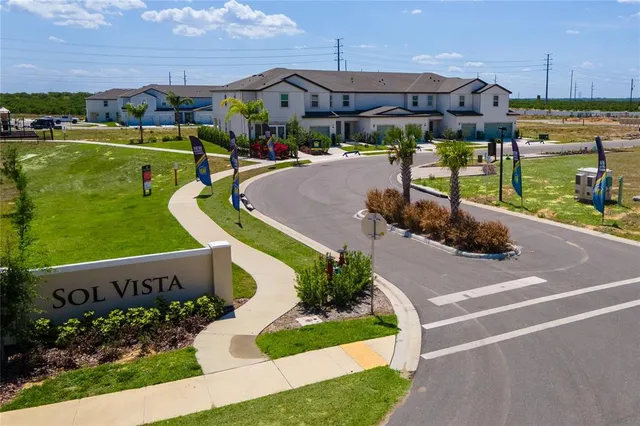 $235,900 | 690 Poppy Lane, Dundee, FL 33838