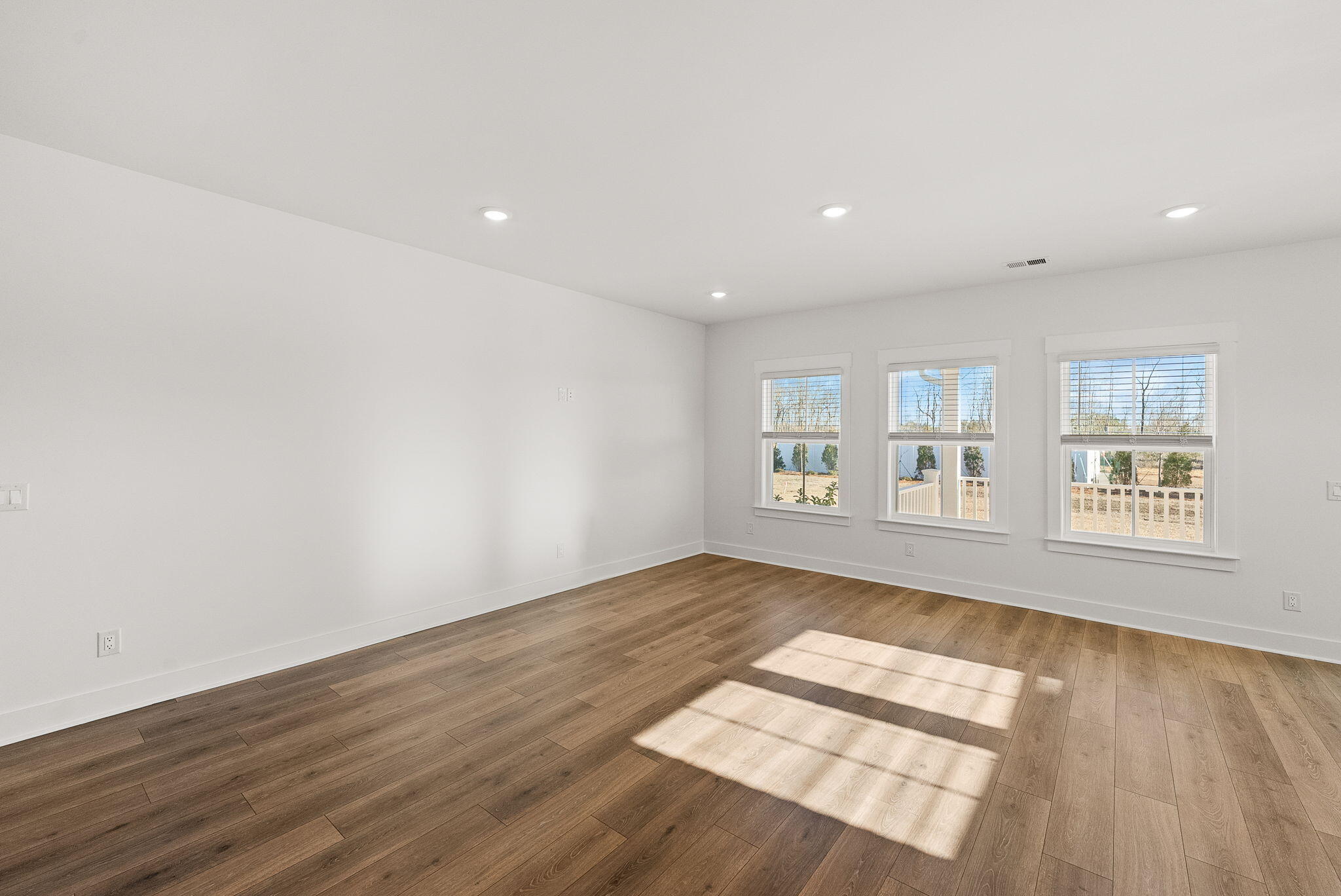 343 Calm Water Way Summerville, SC 29486 - Photo 16 of 74 Great Room