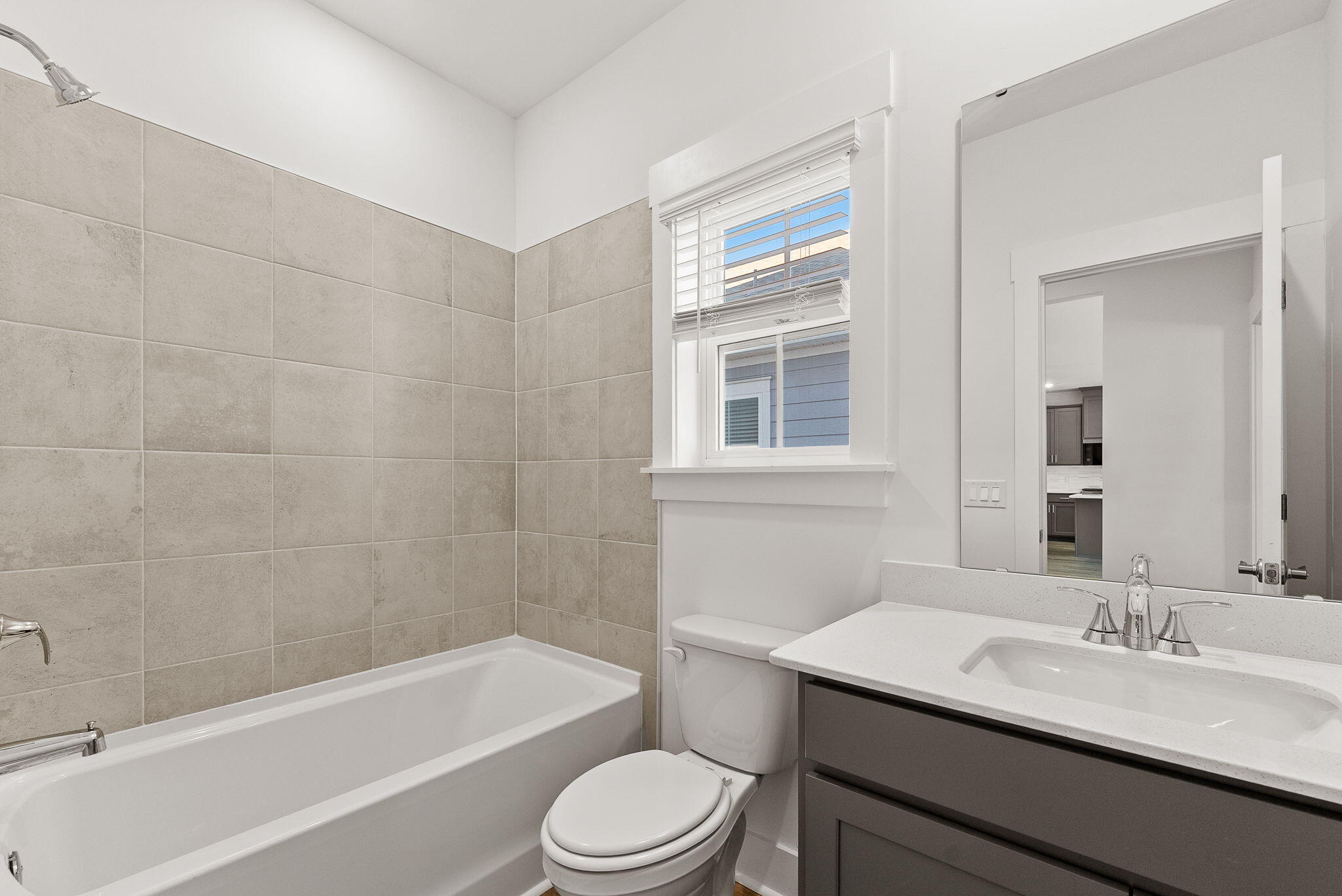 343 Calm Water Way Summerville, SC 29486 - Photo 23 of 74 Guest En-suite