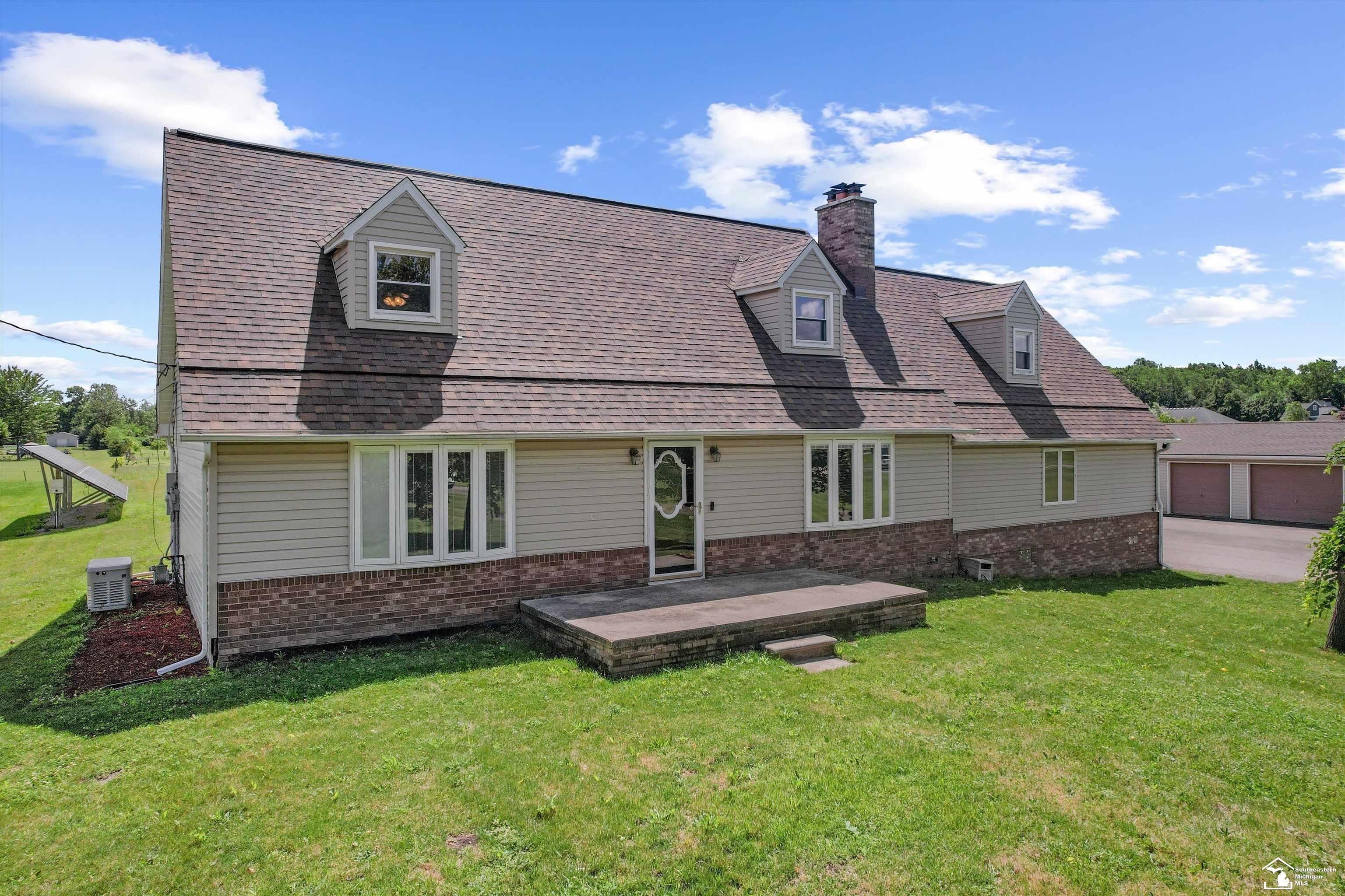 24677 Waltz Road New Boston, MI 48164 - Photo 2 of 66