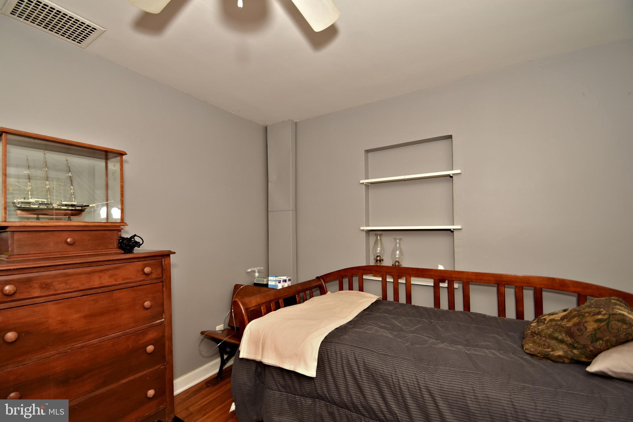 1391 Hilltop Road Pottstown, PA 19464 - Photo 14 of 25 2nd Bedroom