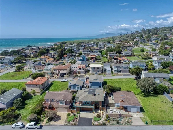 $2,490,000 | 347 Ivar Street, Cambria, CA 93428