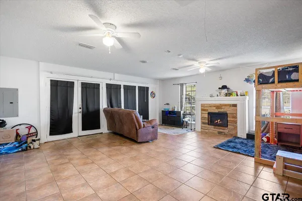 $329,900 | 12013 County Road 4163, Tyler, TX 75704