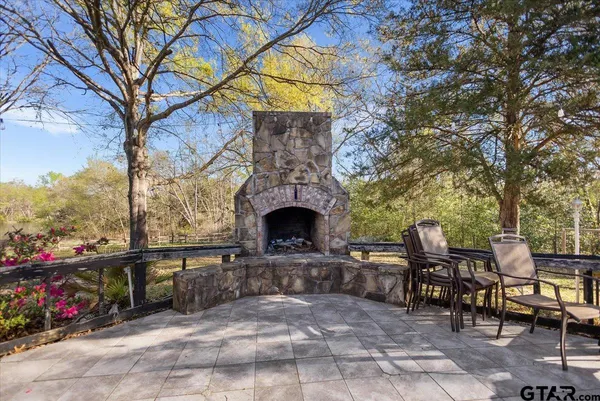 $329,900 | 12013 County Road 4163, Tyler, TX 75704