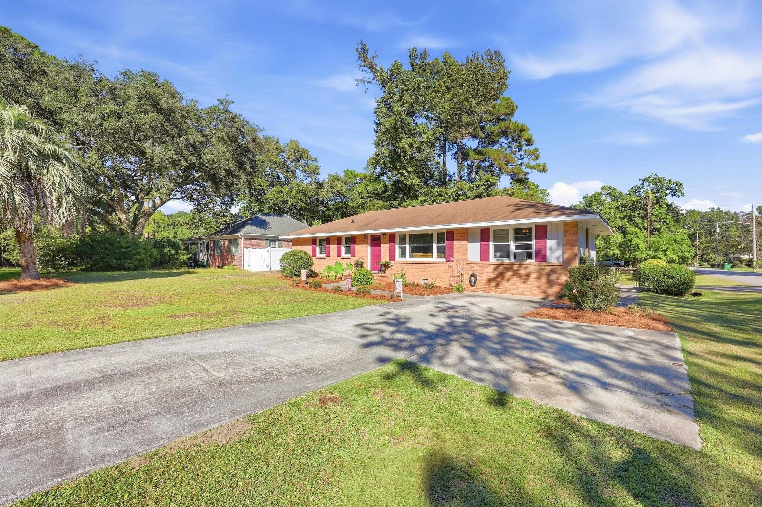 2501 Withers Street Georgetown, SC 29440 - Photo 3 of 36 Gallery Image 3
