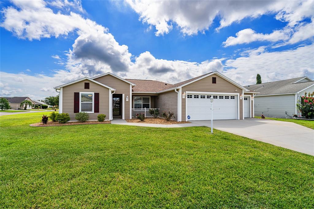 2446 Hopespring Loop The Villages, FL 32162 - Photo 3 of 53
