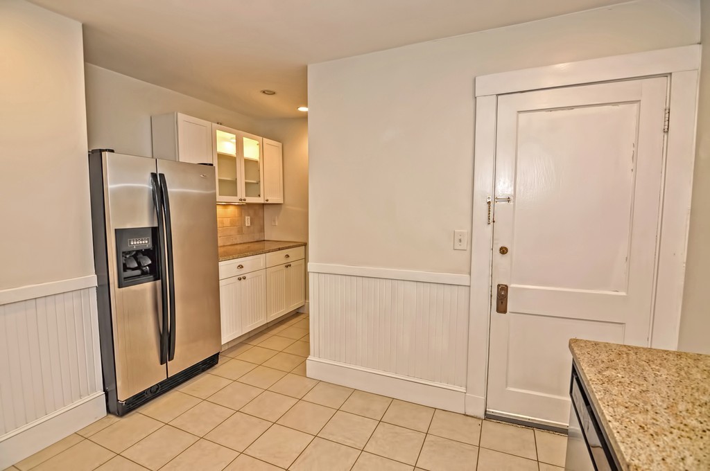 3 Warren Road, Unit 2 Framingham, MA 01702 - Photo 7 of 24 Gallery Image 7