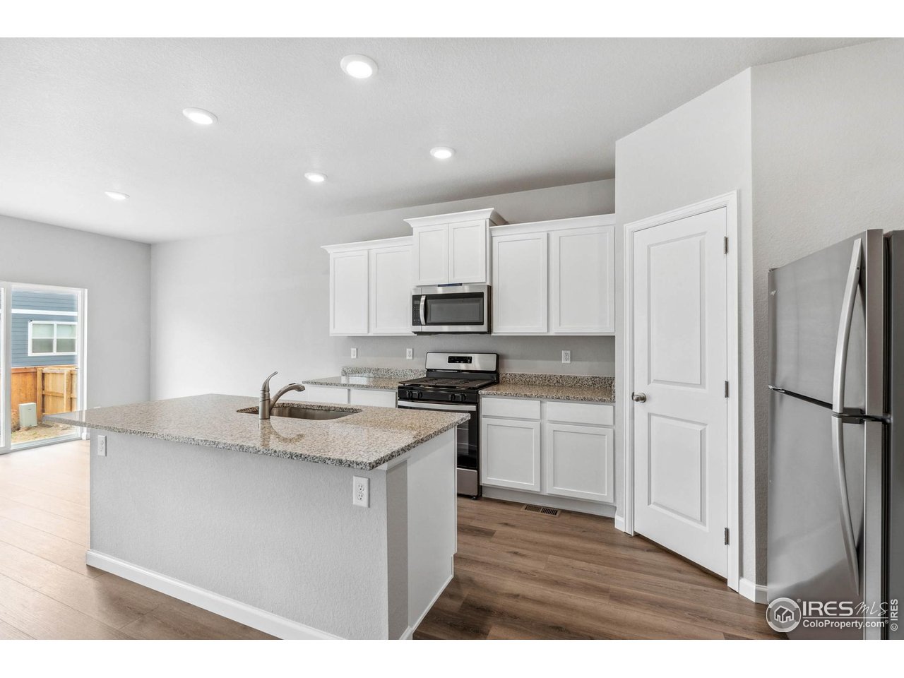 967 Cascade Falls Street Severance, CO 80550 - Photo 2 of 37