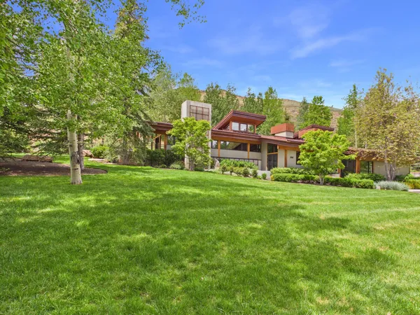 $8,500,000 | 250 Foxglove Lane, Ketchum, ID 83340