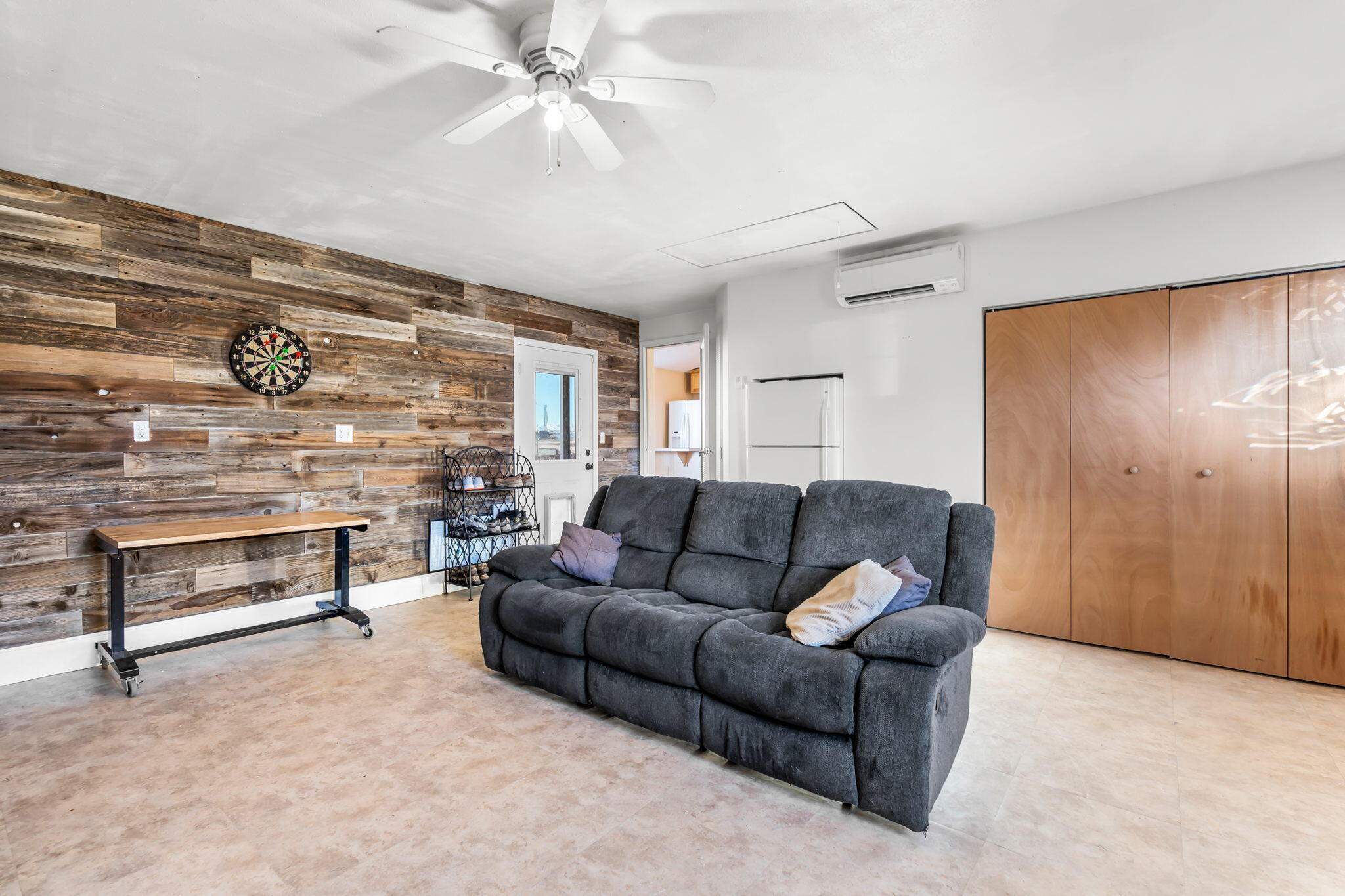 803 Scenic Loop Culver, OR 97734 - Photo 14 of 22 Secondary Living Space