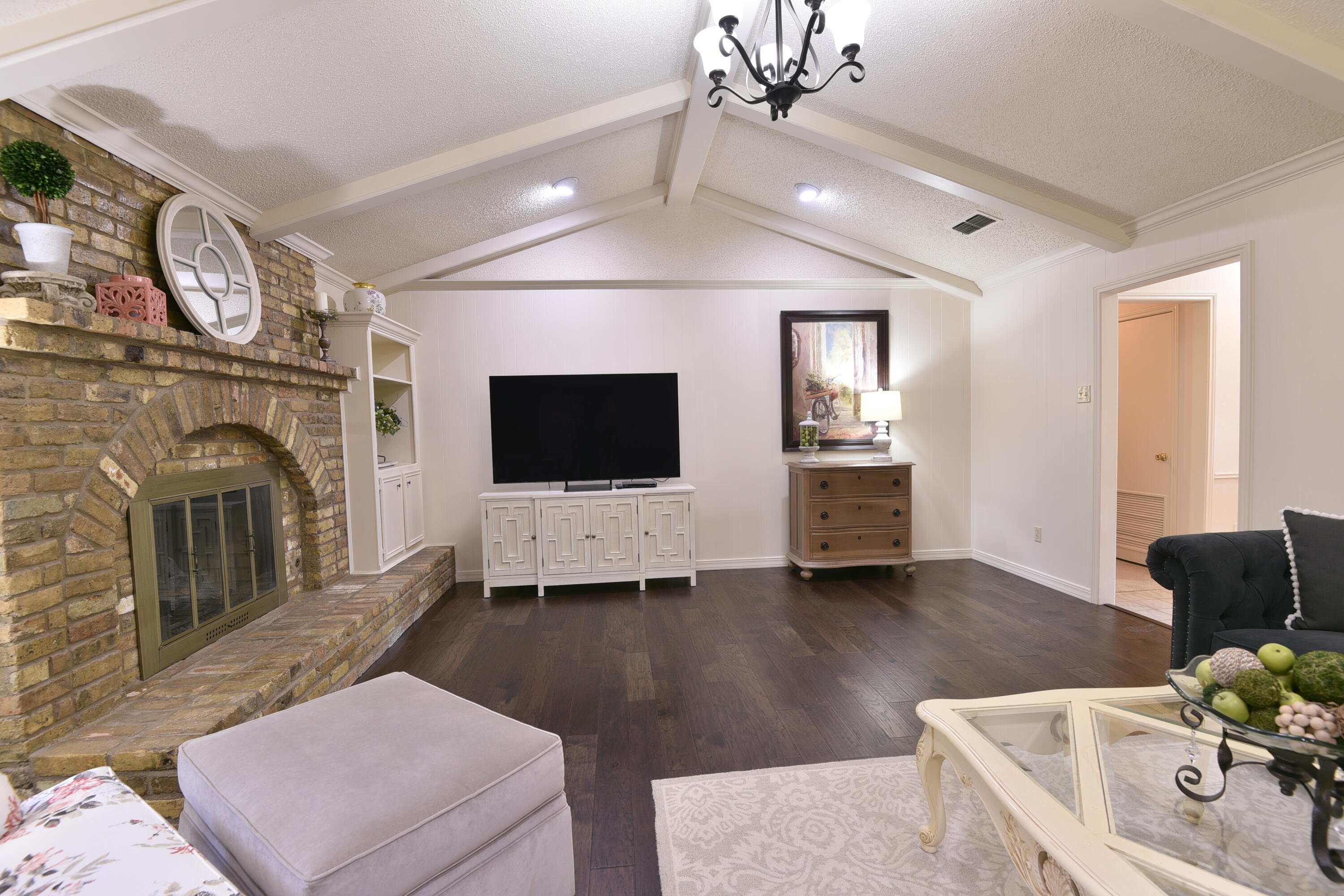 4718 84th Street Lubbock, TX 79424 - Photo 4 of 28 _DSC5471