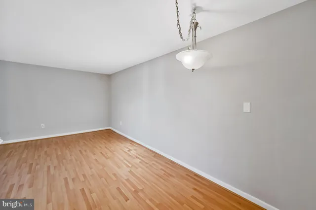 $2,200 | 704 South Arlington Mill Drive, Unit 204, Arlington, VA 22204