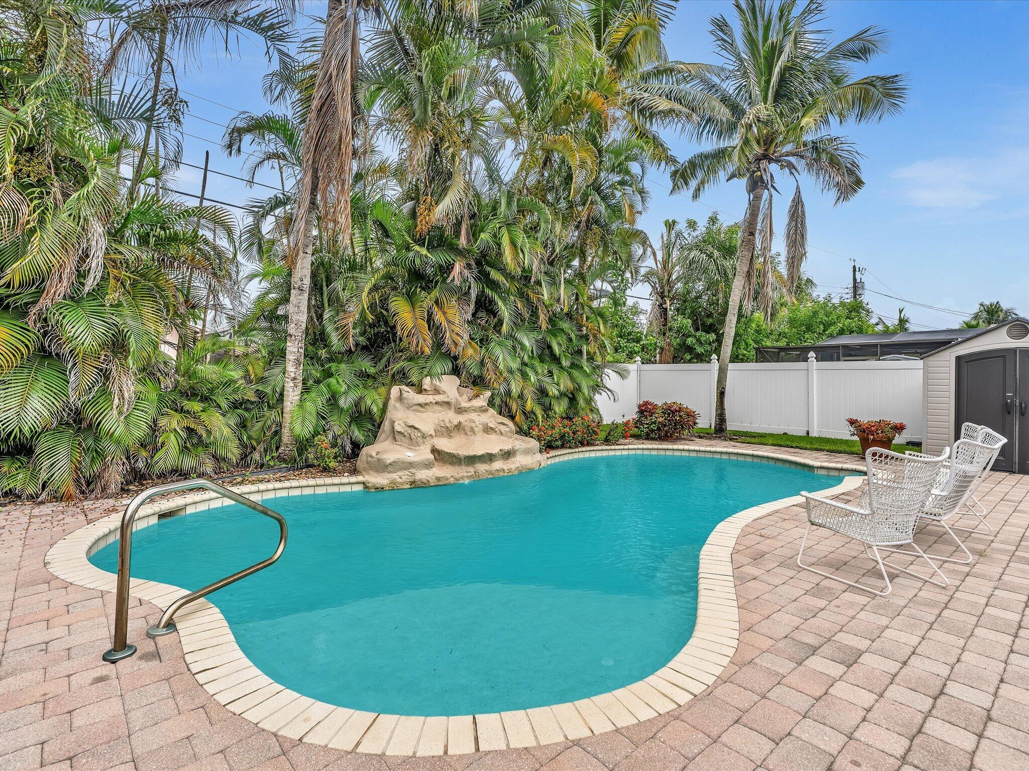 11 Forest Hills Lane Boca Raton, FL 33431 - Photo 8 of 59 Pool