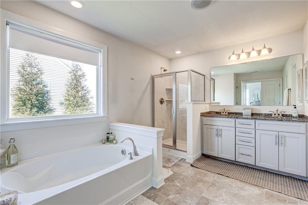 3556 Lamplight Way High Point, NC 27265 - Photo 23 of 38 Gallery Image 23