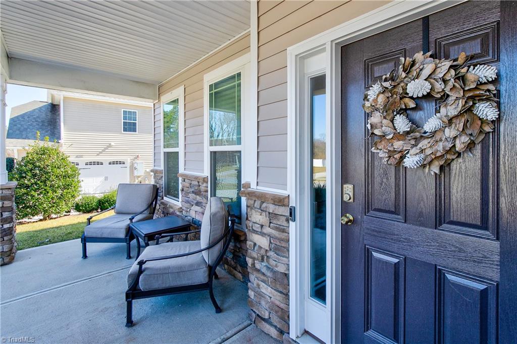 3556 Lamplight Way High Point, NC 27265 - Photo 5 of 38 Gallery Image 5